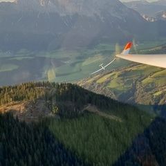 Flugwegposition um 16:51:03: Aufgenommen in der Nähe von Öblarn, 8960 Öblarn, Österreich in 1786 Meter